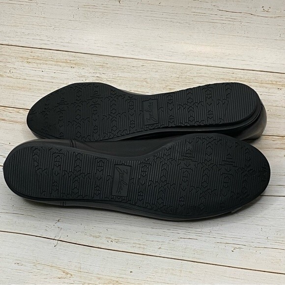 Zodiac Sadie Slip-On Flats Black - Size 8.5 - Picture 4 of 6
